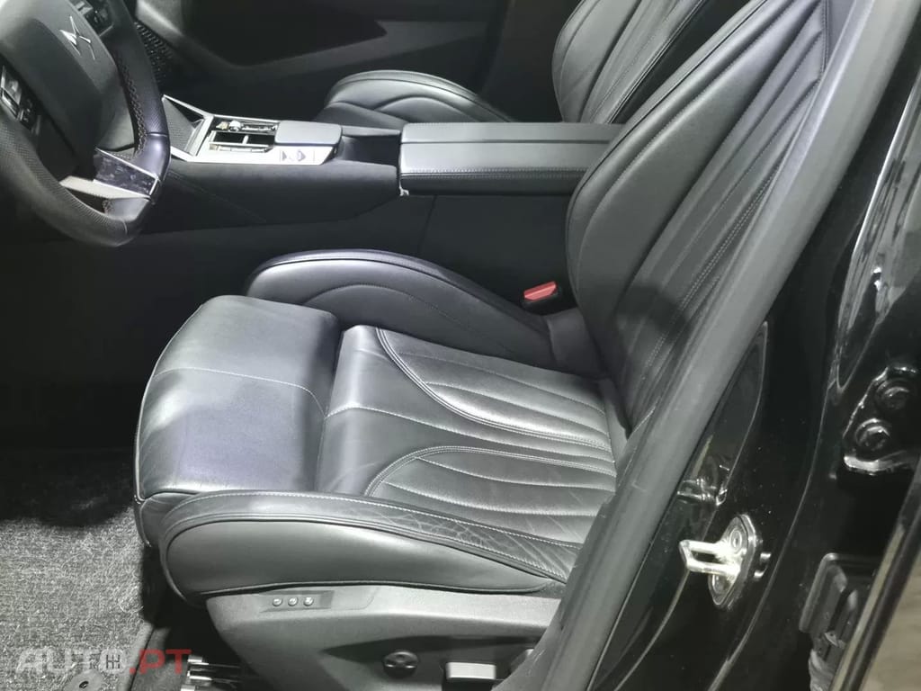 DS DS4 E-Tense Performance Line EAT8