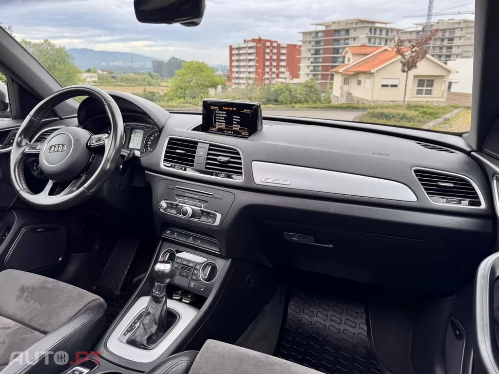 Audi Q3 2.0 TDI quattro Sport S tronic