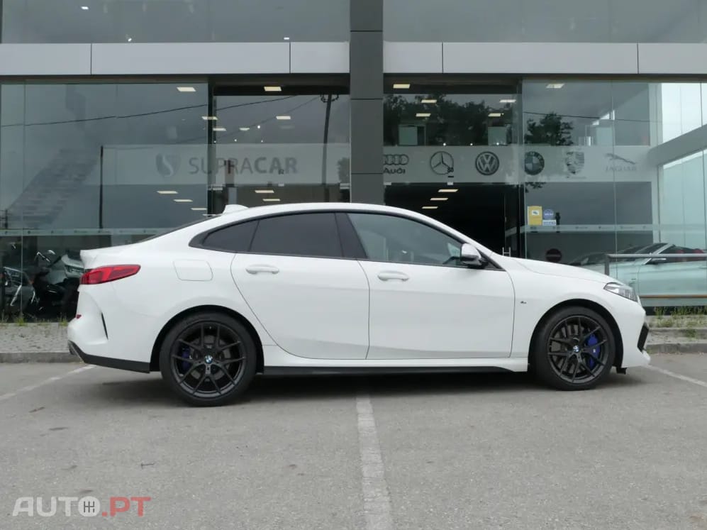 BMW 216 d Pack Desportivo M