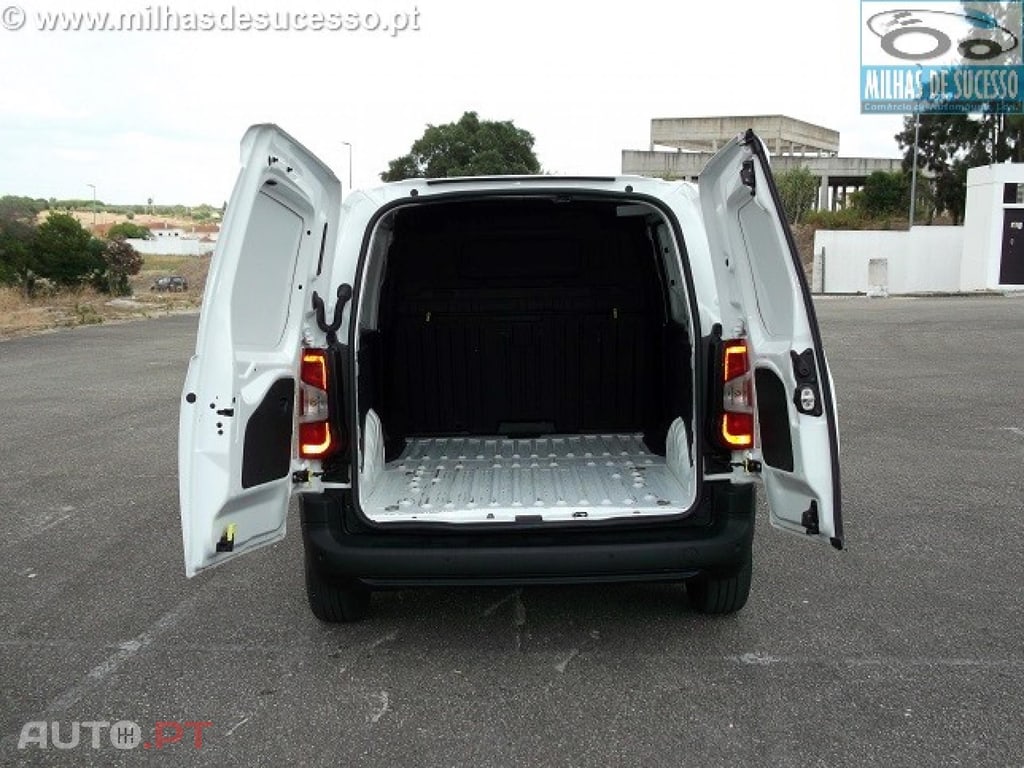 Opel Combo 1.5 CDTI 3 LUG 102 CV (C/IVA)