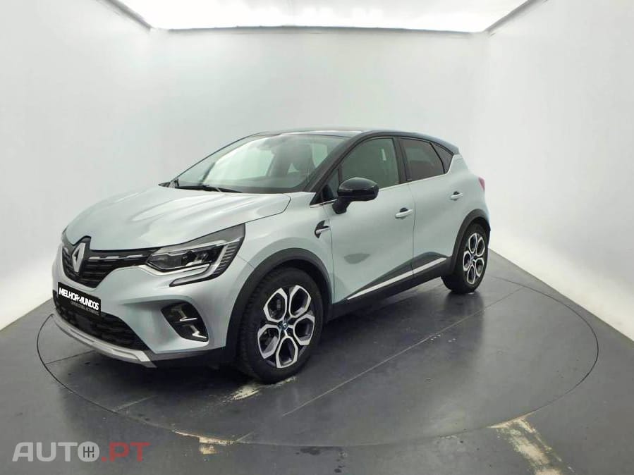 Renault Captur 1.6 E-Tech Intens