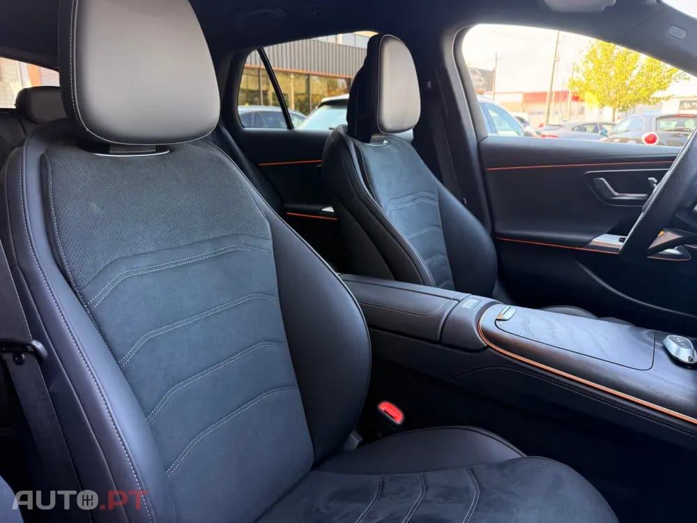Mercedes-Benz E 300 de AMG LINE