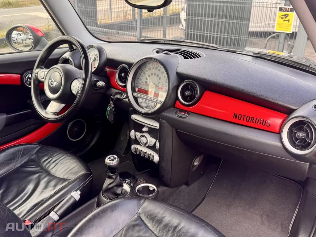 MINI Cooper Cooper D
