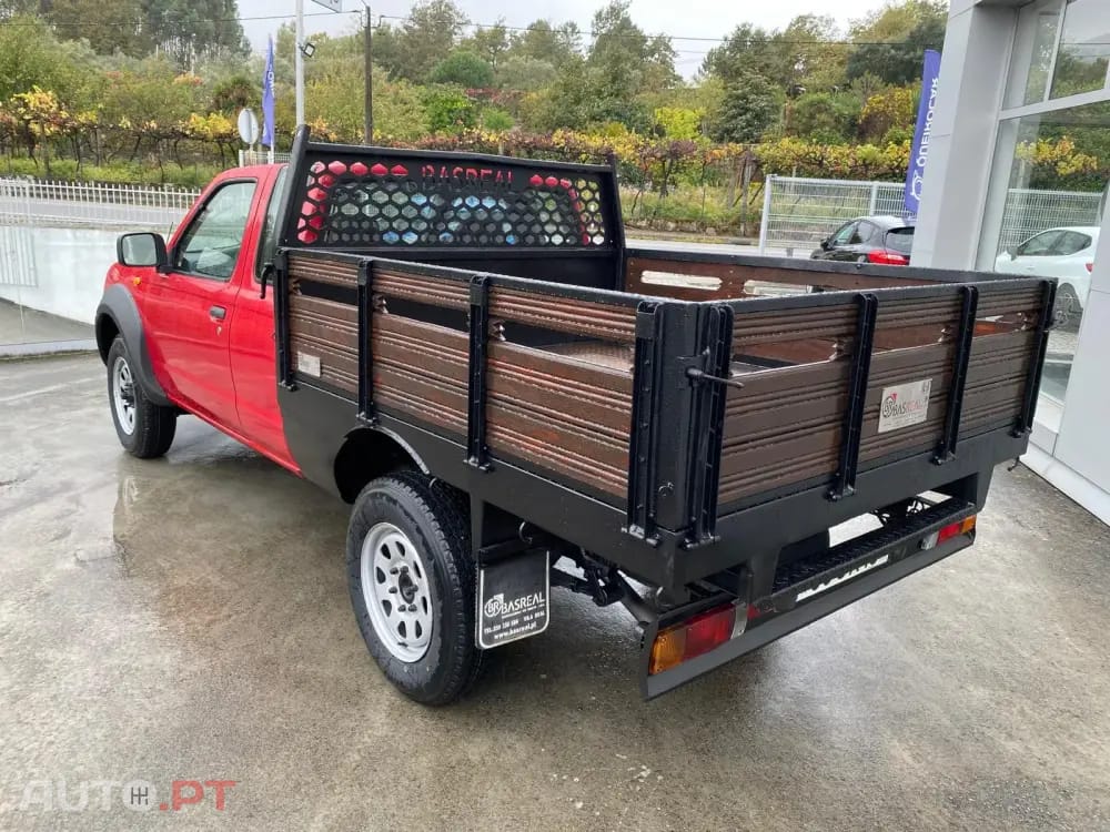 Nissan Pick Up 2.5 TD KC