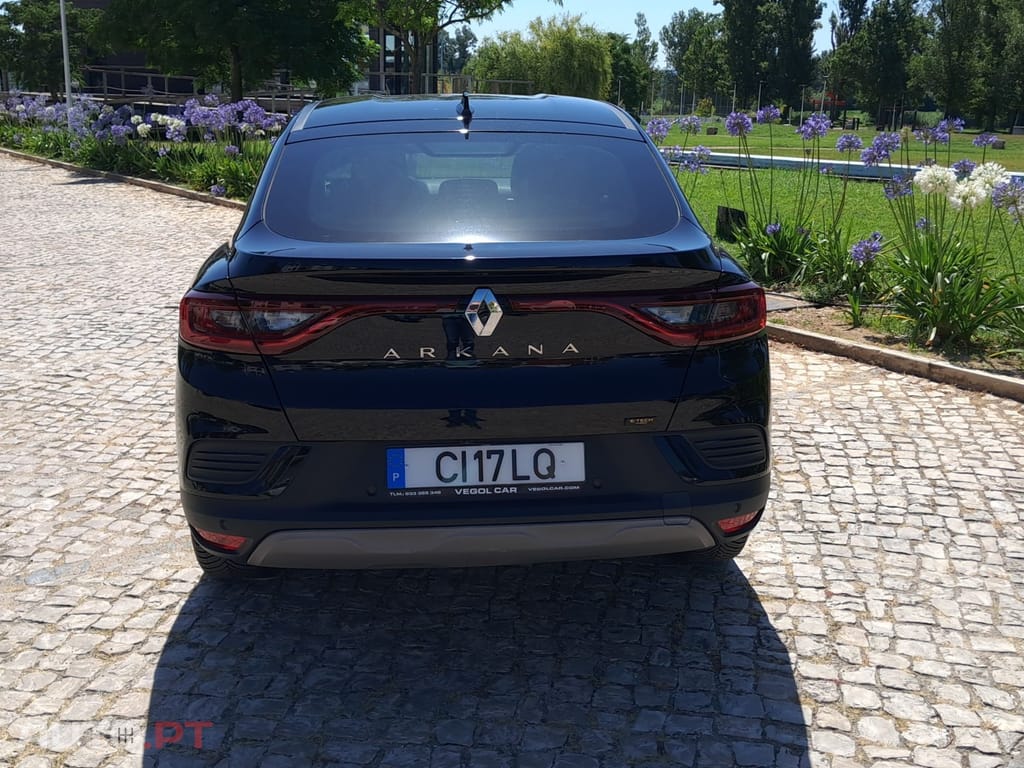 Renault Arkana 1.6 E-Tech Business