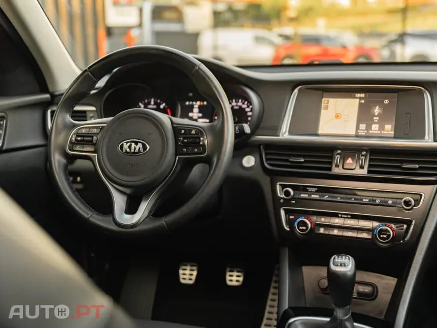 Kia Optima 1.7 CRDi Fleet