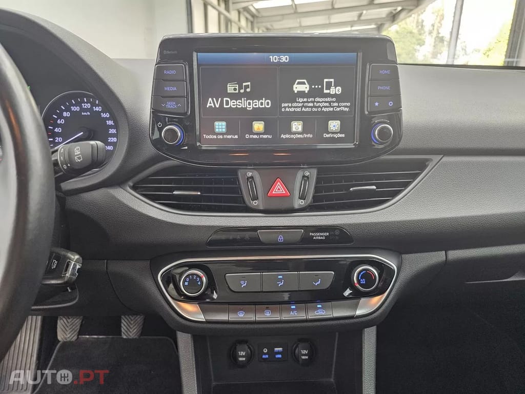 Hyundai i30 1.0 T-GDI Style — fotografia 14