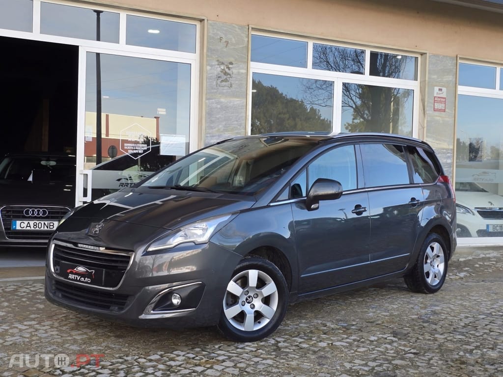 Peugeot 5008 1.2 PureTech Allure