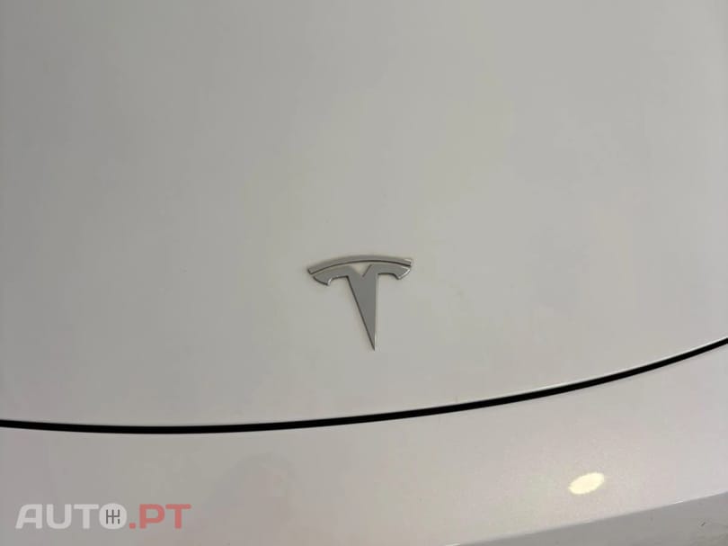 Tesla Model Y Tração Traseira