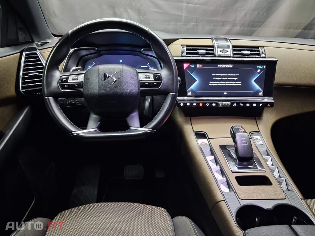 DS 7 Crossback E-Tense So Chic EAT8 — fotografia 9