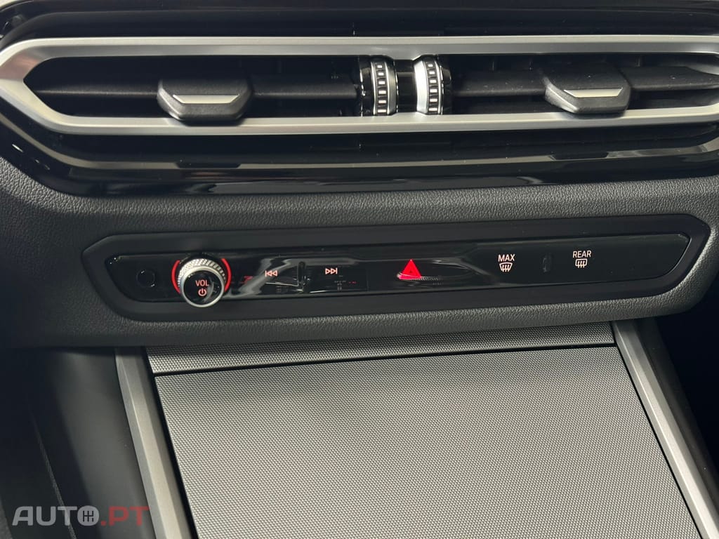 BMW 320 e Auto