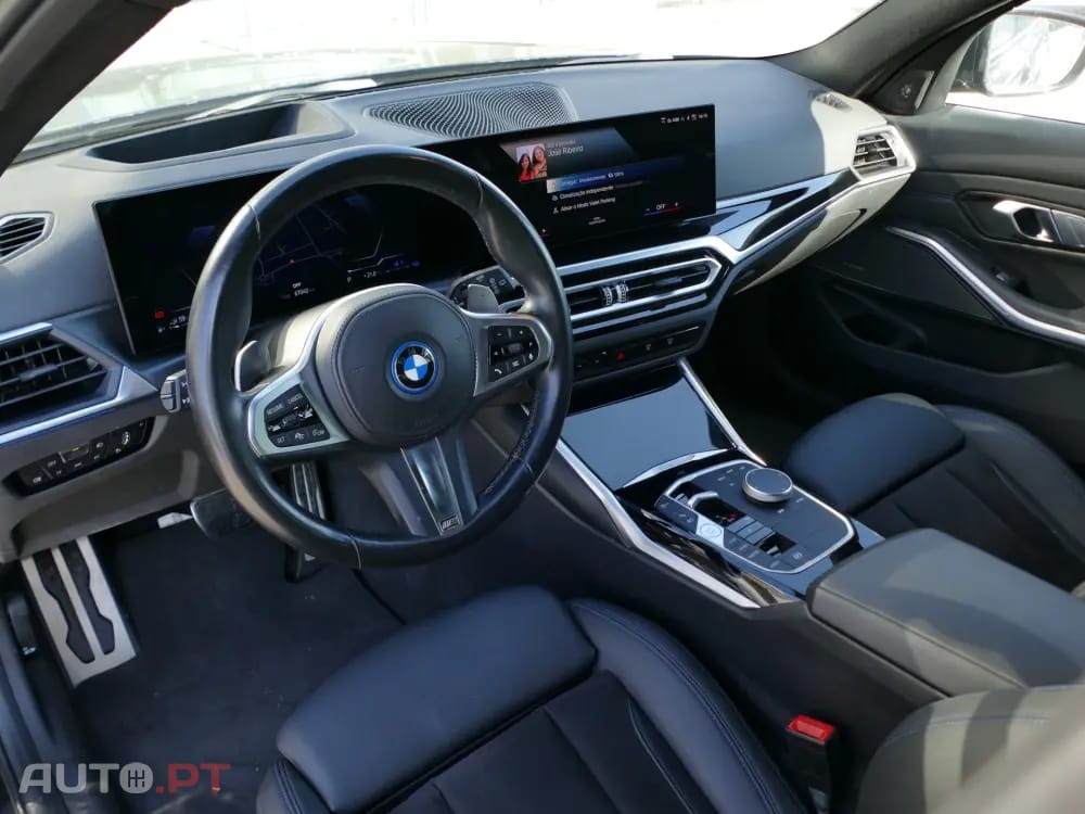 BMW 330 e Pack Desportivo M Auto