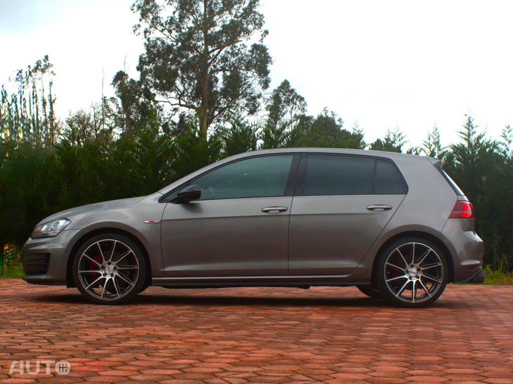 Volkswagen Golf 2.0 TSi GTi Performance