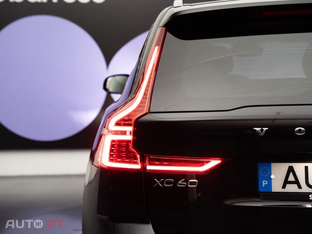 Volvo XC60 2.0 T8 PHEV Ultimate Bright AWD