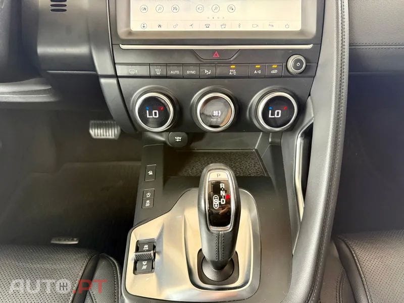 Jaguar E-Pace 2.0 i4D R-Dynamic S AWD Aut.