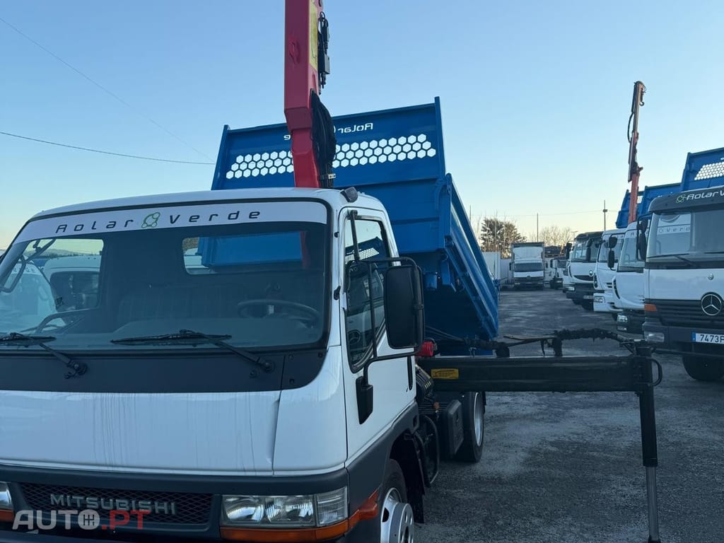 Mitsubishi Canter GRUA COM COMANDO + BASCULA