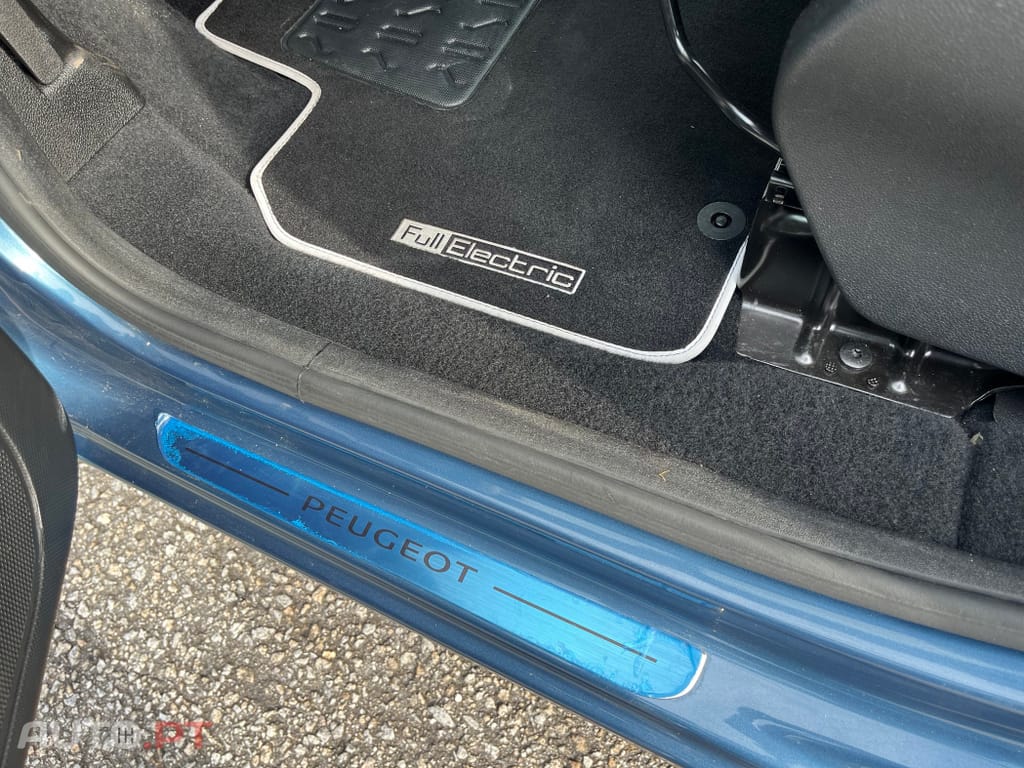 Peugeot E-Partner 50 kWh Premium Standard
