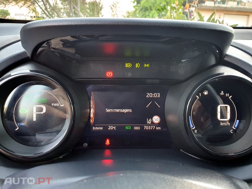 Toyota Yaris 1.5 VVT-i Hybrid Dynamic Force Luxury