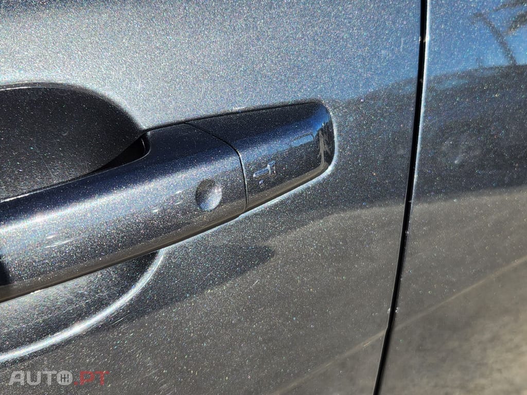 Jaguar XE 2.0 D R-Sport