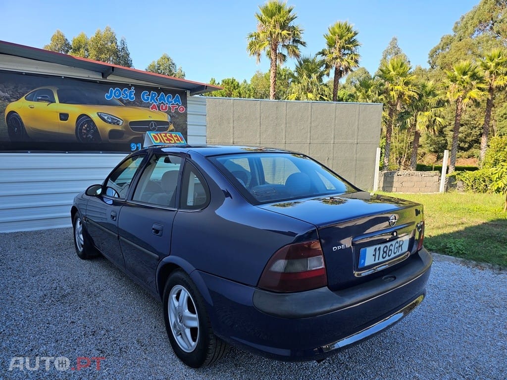 Opel Vectra 1.7 TD CD
