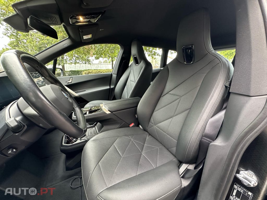 BMW iX xDrive 50