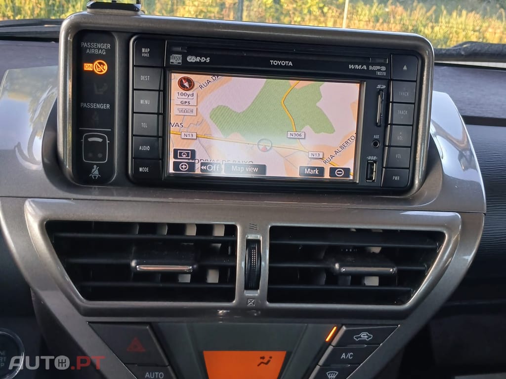 Toyota iQ 1.0 VVT-I