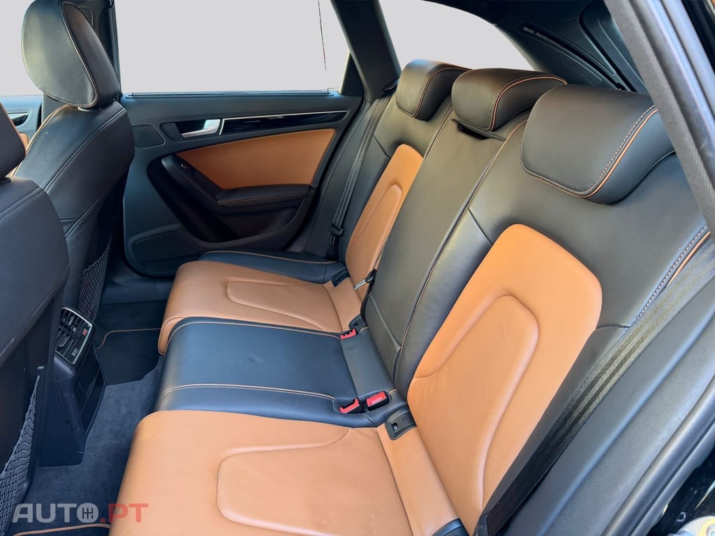 Audi A4 Avant 2.0 TDI SPORT S-TRONIC