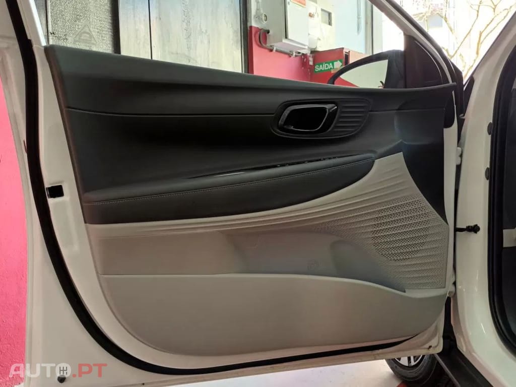 Hyundai Bayon 1.0 T-GDI 48V-Hybrid Premium
