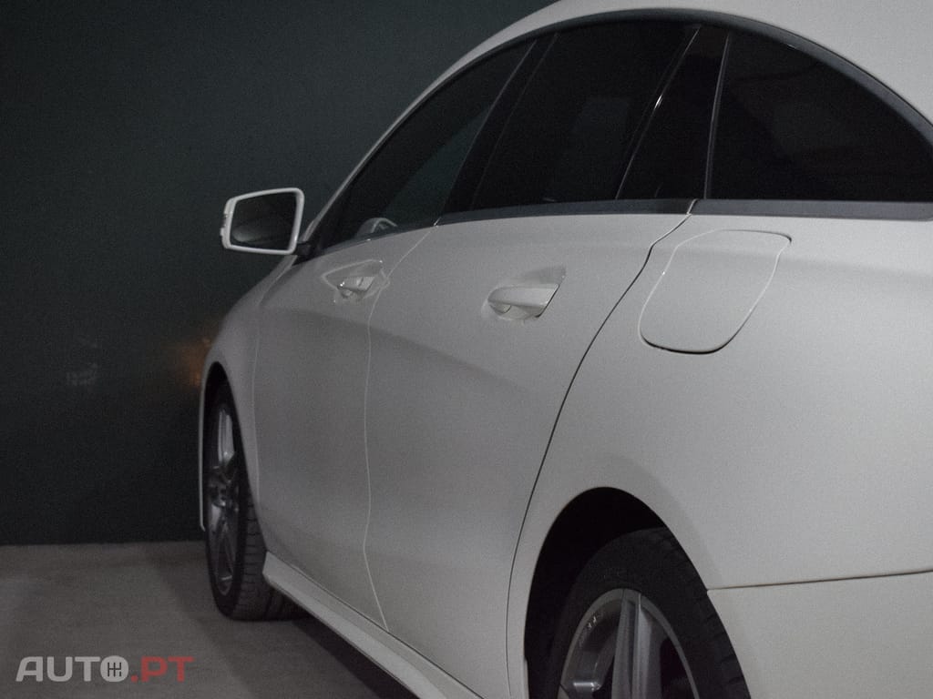 Mercedes-Benz CLA 180 AMG