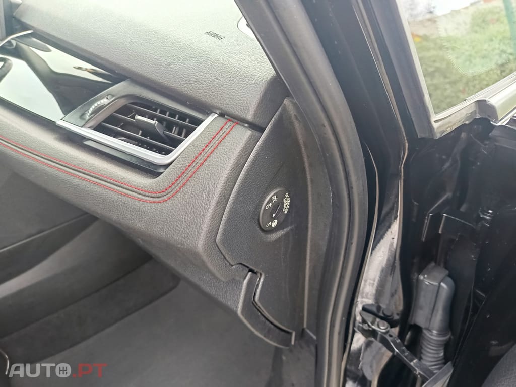 BMW 218 i Sport Line