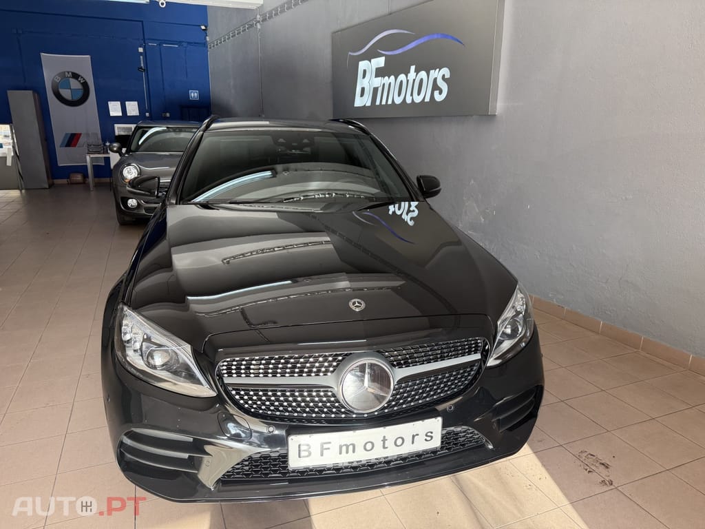 Mercedes-Benz C 300 de AMG Line