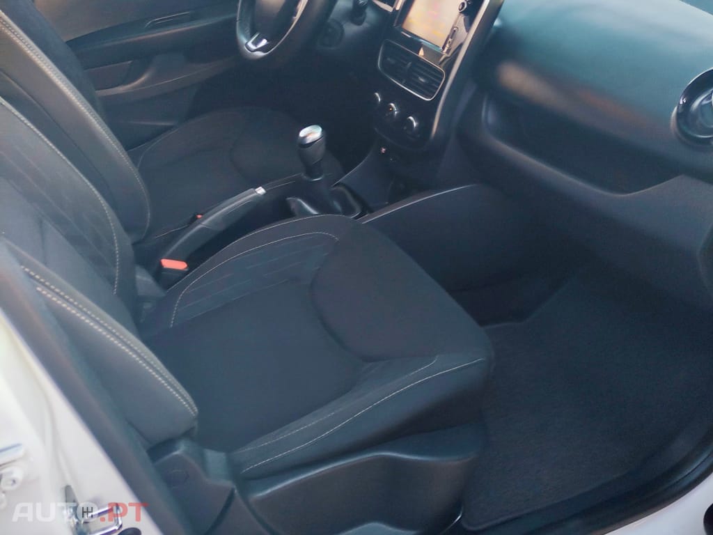 Renault Clio Sport Tourer 1.5 dCi Limited