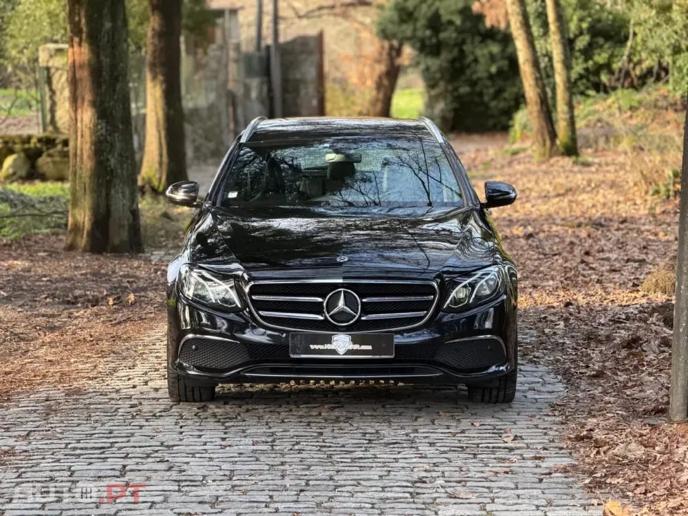 Mercedes-Benz E 300 de AMG Line