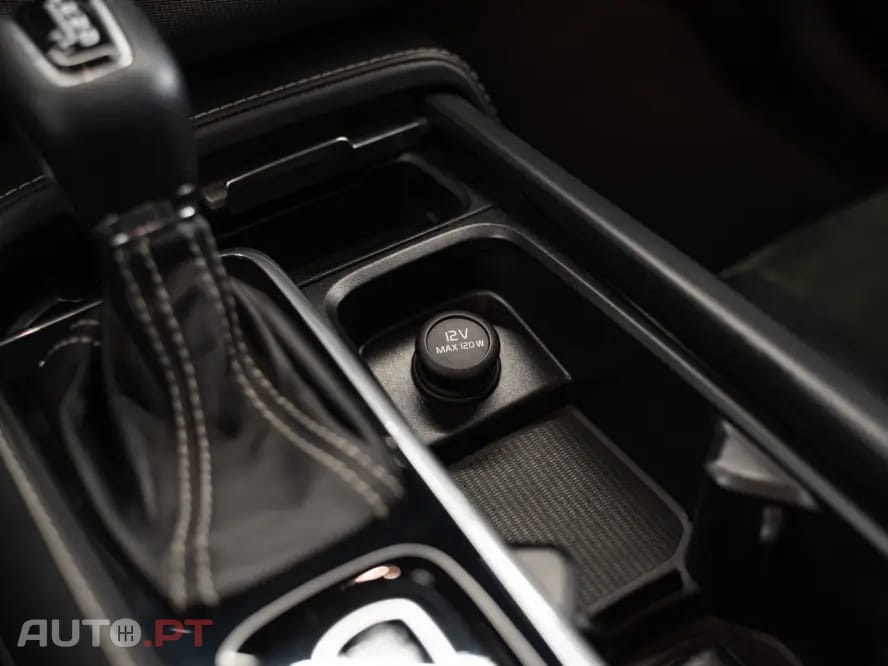 Volvo XC90 2.0 D4 R-Design