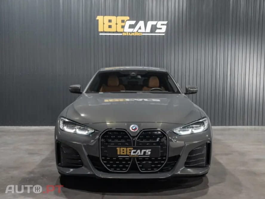 BMW i4 eDrive40 Pack Desportivo M Pro