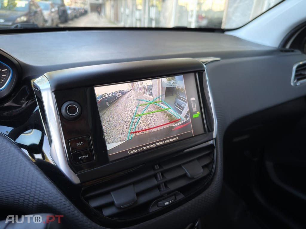 Peugeot 2008 1.2 PureTech Crossway EAT6
