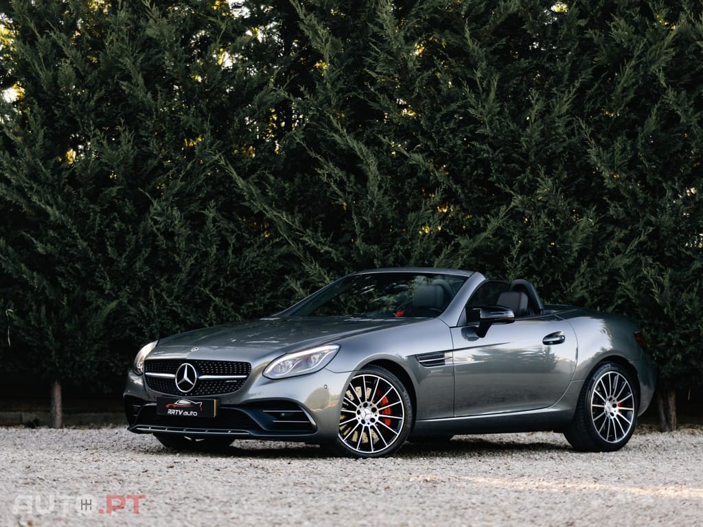 Mercedes-Benz SLC Standard