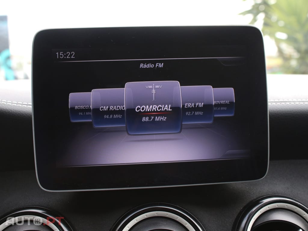 Mercedes-Benz CLA 180 AMG Line