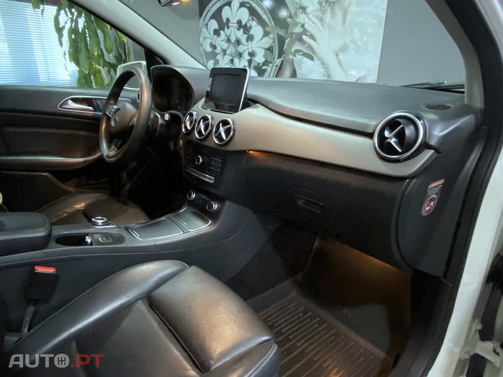 Mercedes-Benz B 180 DCI 7G-DCT Peak Edition