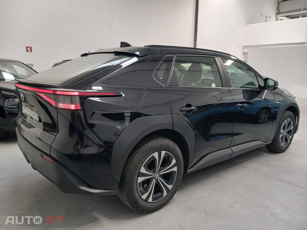 Toyota bZ4X 71,4 kWh Exclusive