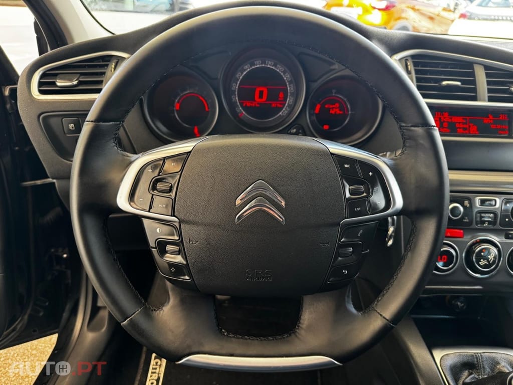 Citroen C4 1.6 e-HDi Exclusive