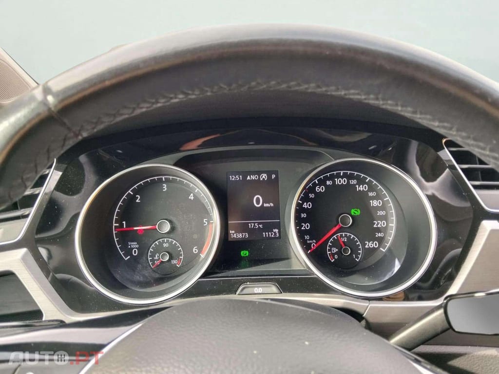 Volkswagen Touran 1.6 TDI Confortline DSG