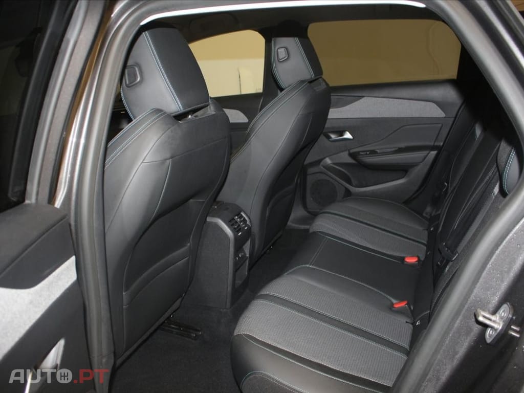 Peugeot 308 SW 1.5 BlueHDi Allure EAT8