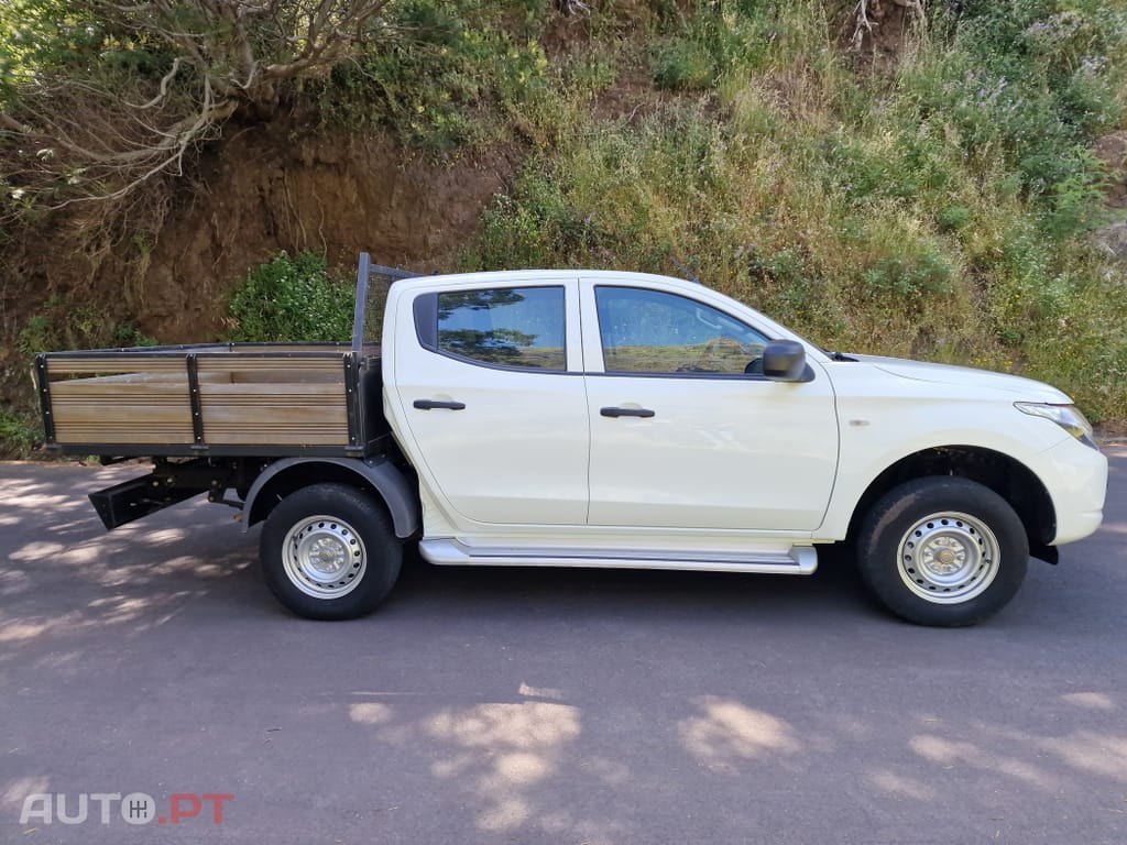 Mitsubishi L200 2.3 DI-D CD Invite 2WD