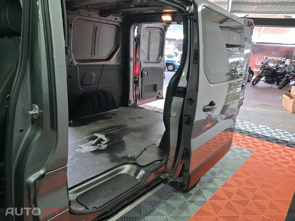 Renault Trafic 1.6 dCi L1H1 1.2T SS