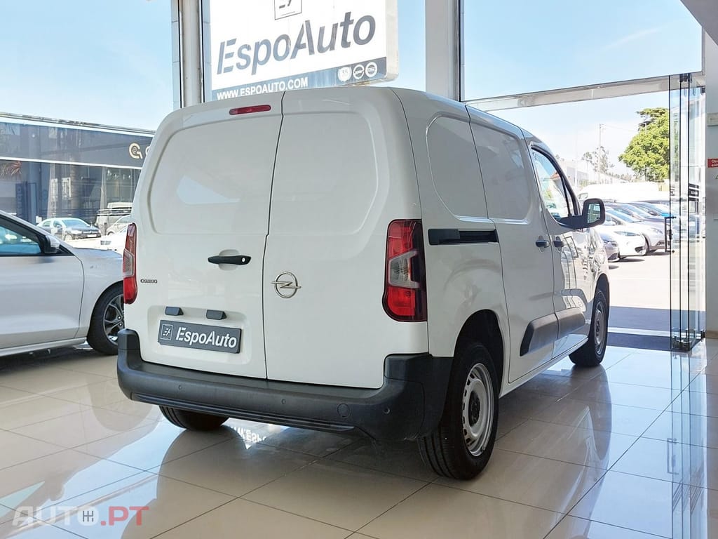Opel Combo 1.5 CDTI L1H1Enjoy  - IVA Dedutível - Cx. 6 veloc.