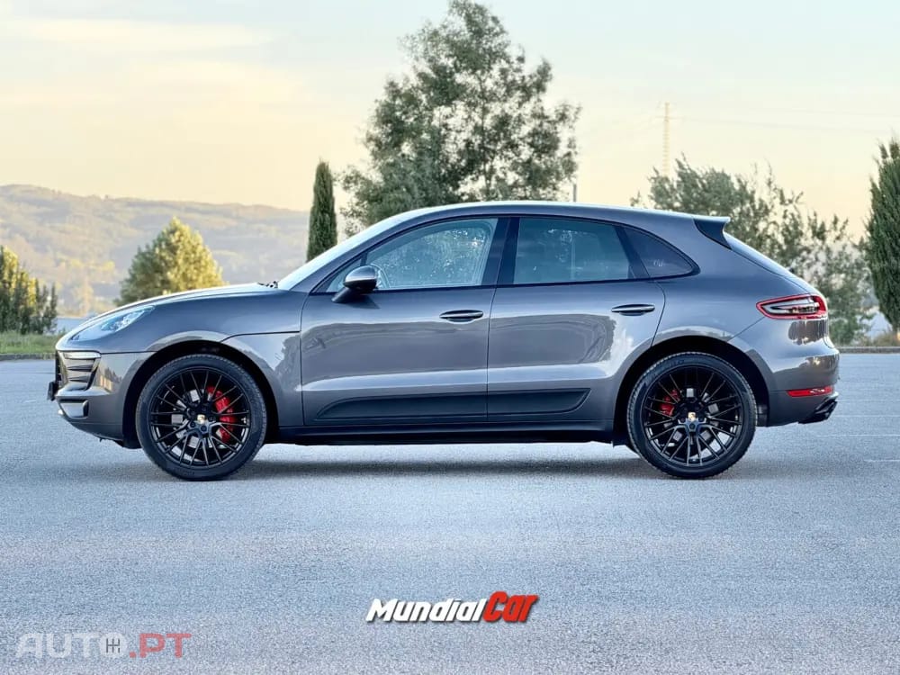 Porsche Macan S