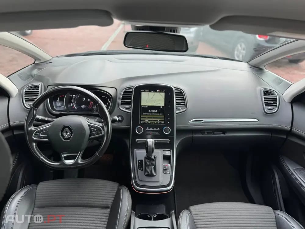Renault Grand Scénic 1.7 Blue dCi Bose Edition EDC