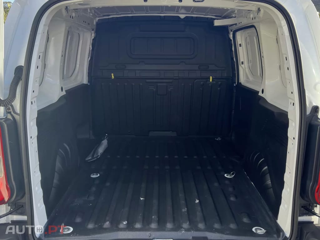 Peugeot Partner  1.6 BlueHdi 3 Lug L1H1