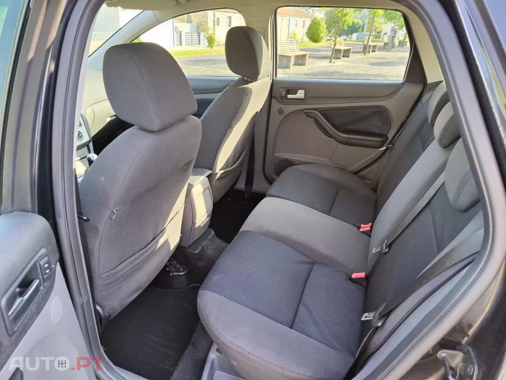 Ford Focus SW 1.6 TDCi Connec.